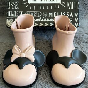 Authentic Classic Mini Melissa Blush and Black Boots Disney Edition Size 9